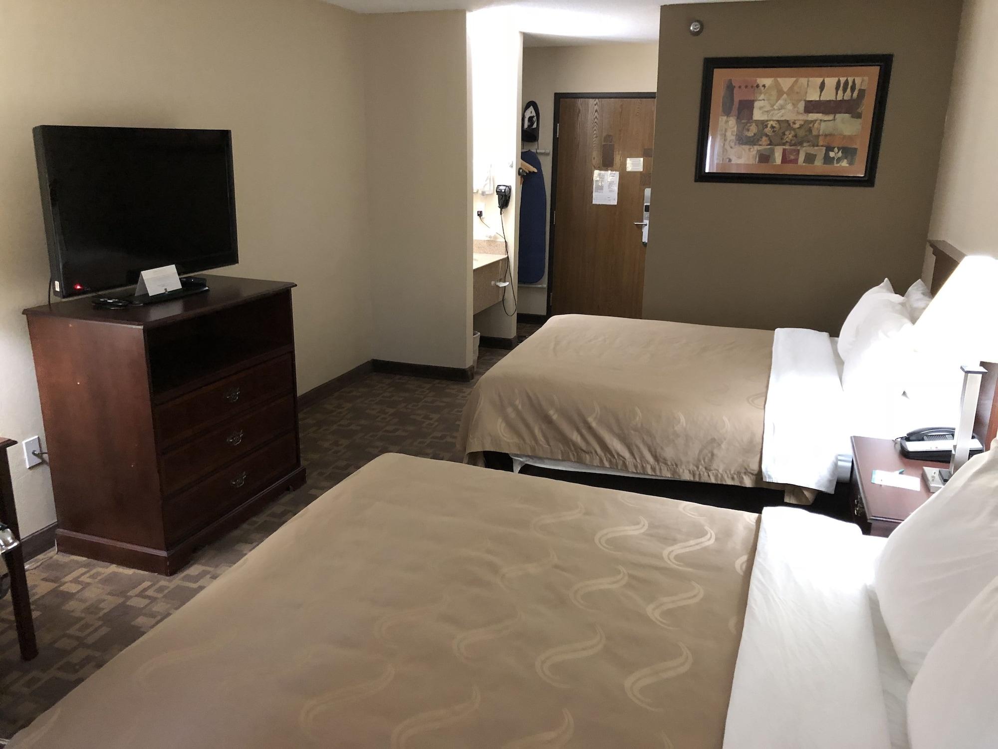 Quality Inn I-70 At Wanamaker Topeka Exteriör bild