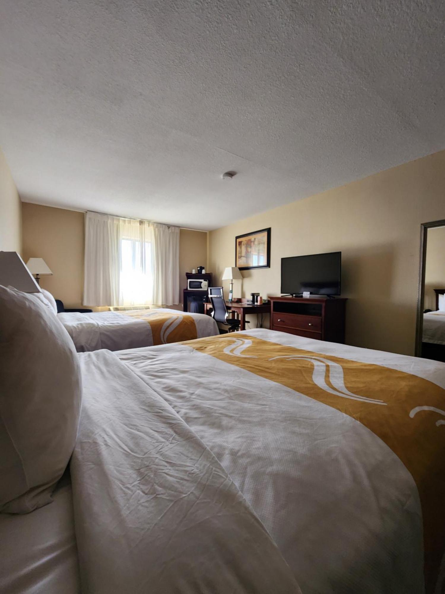 Quality Inn I-70 At Wanamaker Topeka Exteriör bild