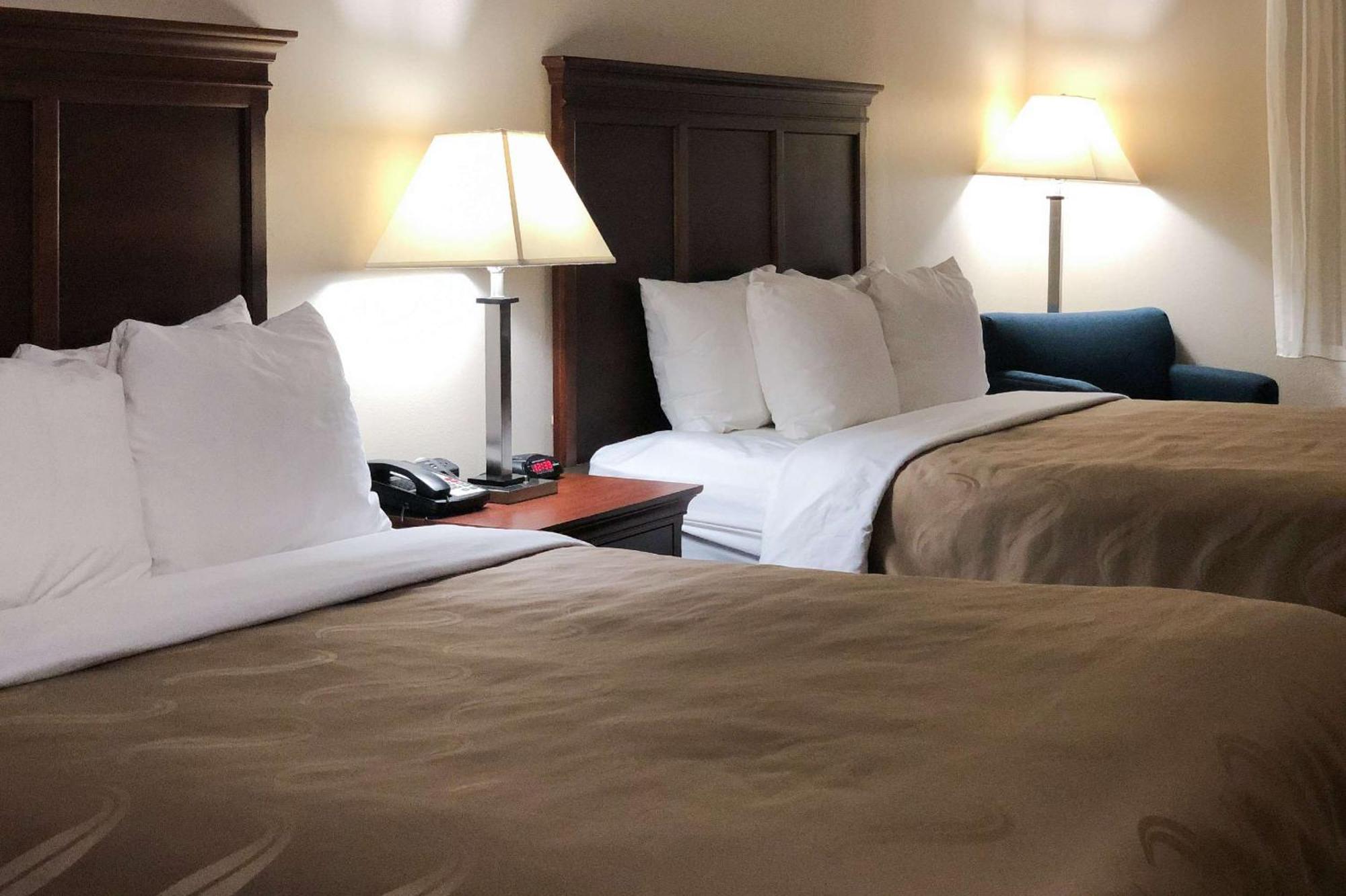 Quality Inn I-70 At Wanamaker Topeka Exteriör bild
