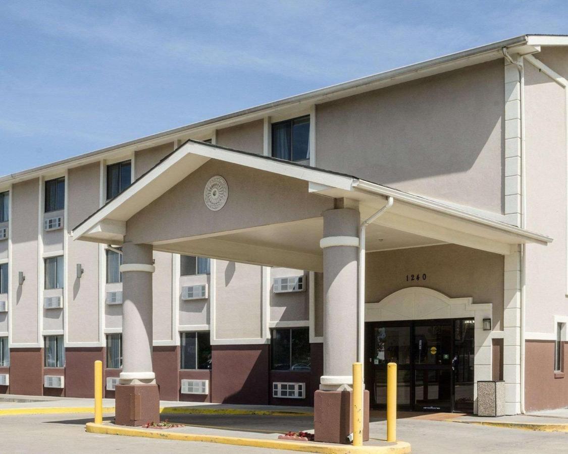 Quality Inn I-70 At Wanamaker Topeka Exteriör bild